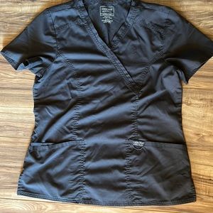 Cherokee Scrub top